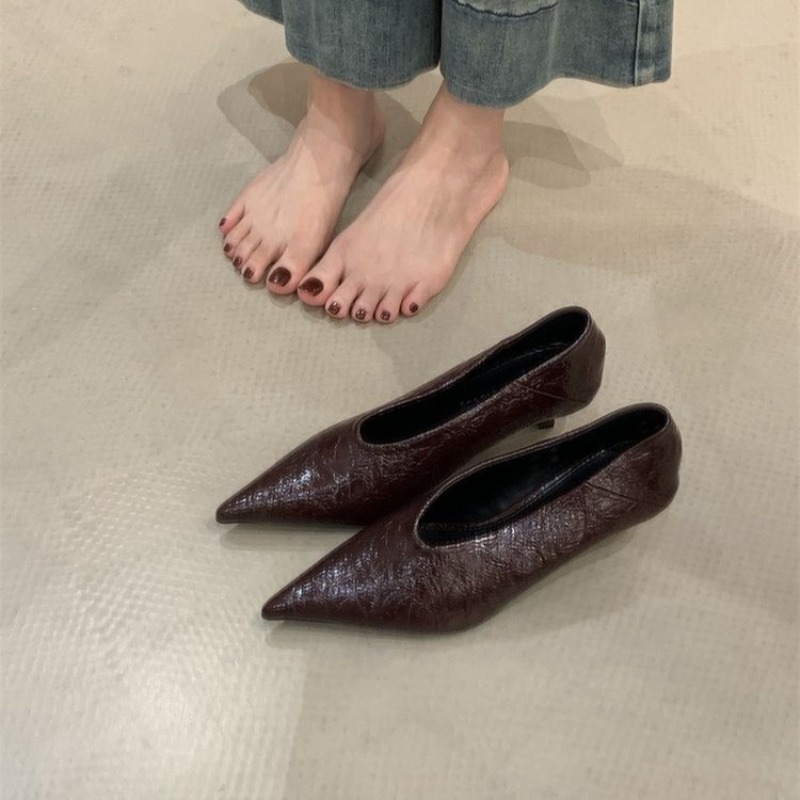 2025 herbst Neue Pendler Wind  – Heels Bewertung und Preis
