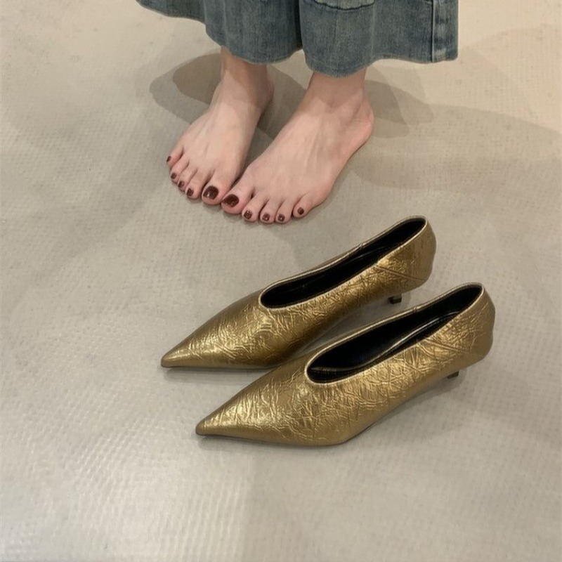 2025 herbst Neue Pendler Wind  – Heels Bewertung und Preis